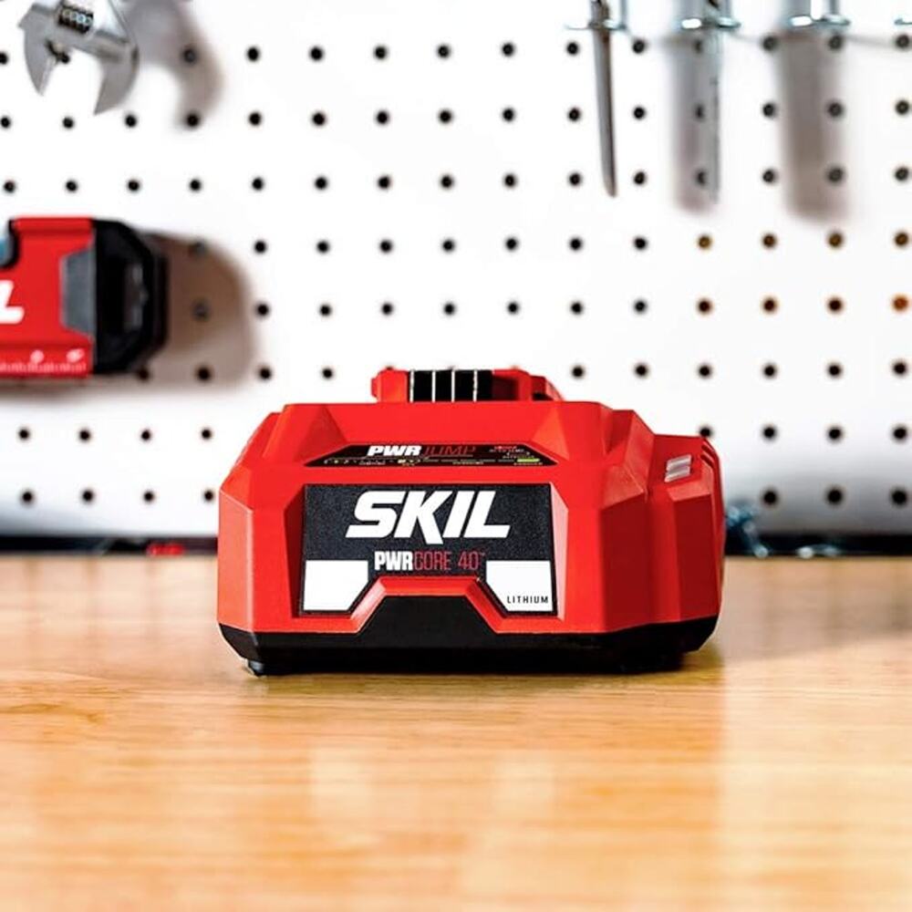 NWT SKIL SC5364-00 PWRJump 150W 40V PWRCore Fast Charger - Red One Size